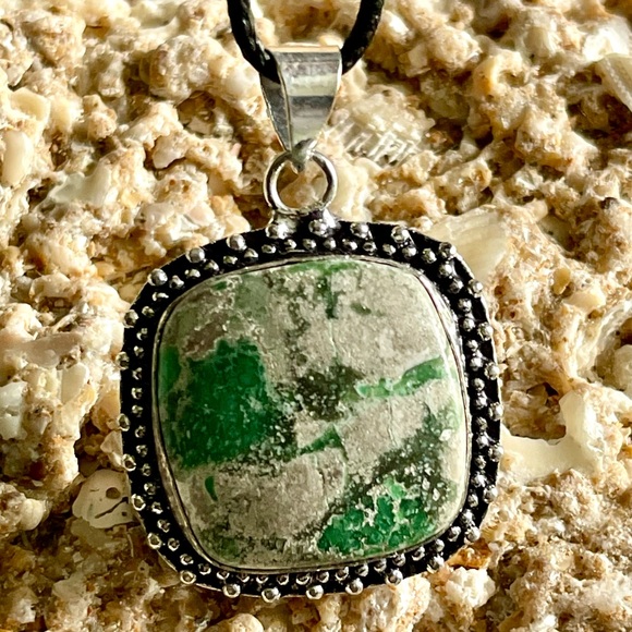 Teal Green Variscite- Utahlite Pendant 1 1/2" - Picture 5 of 9
